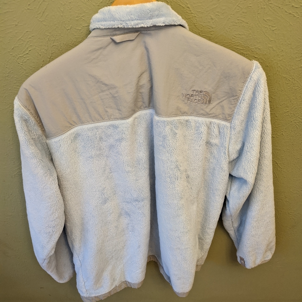 COPY - North Face Winter Fleece Jacket - Picture 3 of 7